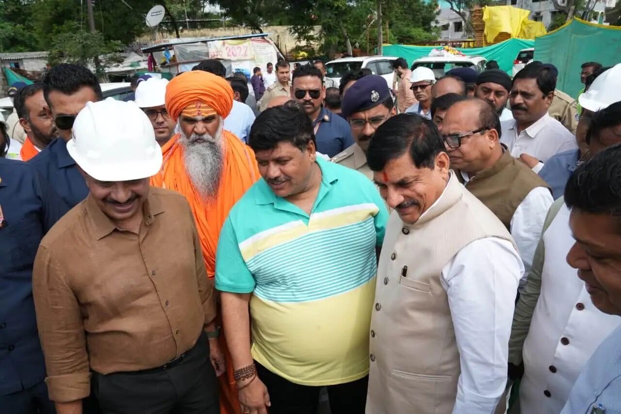 MP : मुख्यमंत्री डॉ. मोहन यादव ने उज्जैन में निर्माण कार्यों का किया निरीक्षण, भगवान चिंता हरण गणेश के दर्शन कर लिया आशीर्वाद