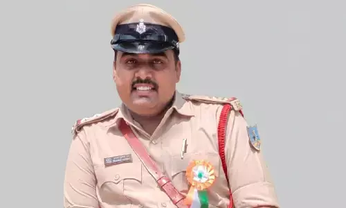 Jharkhand News : ACB की कार्रवाई, 15 हजार की रिश्वत लेते थाना प्रभारी गिरफ्तार