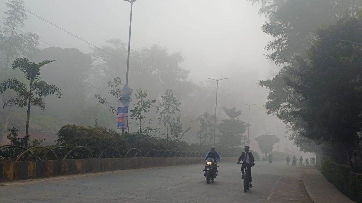 CG Weather : छत्तीसगढ़ में 7 दिन बारिश का दौर, रायपुर में 4 डिग्री बढ़ा तापमान