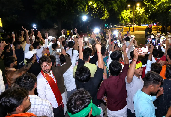 UGC Jantar Mantar protest: जंतर-मंतर पर खुला नया मोर्चा, UGC के नए नियमों और आरक्षण के खिलाफ बैनर पोस्टर लेकर जुटे हजारों लोग, सुरक्षा के कड़े इंतजाम