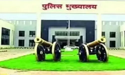 Chhattisgarh Police Transfer : छत्तीसगढ़ पुलिस में तबादले, नक्सली इलाके से मैदानी क्षेत्र में मिली पोस्टिंग, रायपुर-बिलासपुर समेत कई जिलों के 35 थानेदार दूसरे जिलों में भेजे गए