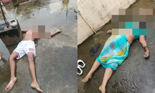 Raipur Breaking : कपड़े सुखाते वक्त लोहे के तार में दौड़ा करंट, मां को बचाने पहुंचे बेटे की भी मौत
