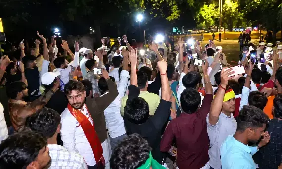 UGC Jantar Mantar protest: जंतर-मंतर पर खुला नया मोर्चा, UGC के नए नियमों और आरक्षण के खिलाफ बैनर पोस्टर लेकर जुटे हजारों लोग, सुरक्षा के कड़े इंतजाम
