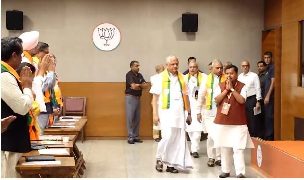 Nitin Naveen: नई टीम के साथ नितिन नवीन की पहली बैठक, दिनभर की मैराथन बैठक में संगठन और चुनावी तैयारियों पर मंथन