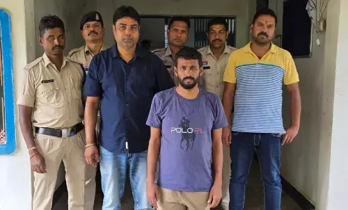 CG Crime : 1 करोड़ की ज्वेलरी उठाईगिरी का आरोपी ओडिशा से गिरफ्तार, 46 लाख के जेवर पहले हो चुके हैं बरामद