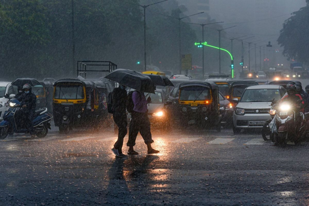 CG Weather Today: छत्तीसगढ़ में आज बारिश-आंधी का अलर्ट: अगले पांच दिन गरज-चमक के साथ बरसेंगे बादल