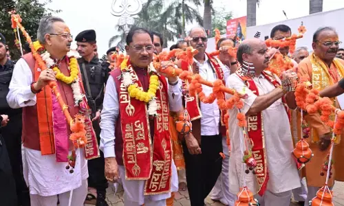 Raipur City News : सावन में शिवभक्ति में डूबा रायपुर, सीएम विष्णुदेव साय ने किया रुद्राभिषेक, हजारों कांवड़िए हटकेश्वरनाथ महादेव के लिए रवाना