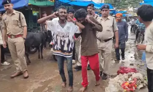 ठंडा समोसा लाने पर दोस्तों में हुआ विवाद, बहन पर टिप्पणी के बाद हुई चाकूबाजी; पुलिस ने दो आरोपियों को भेजा जेल