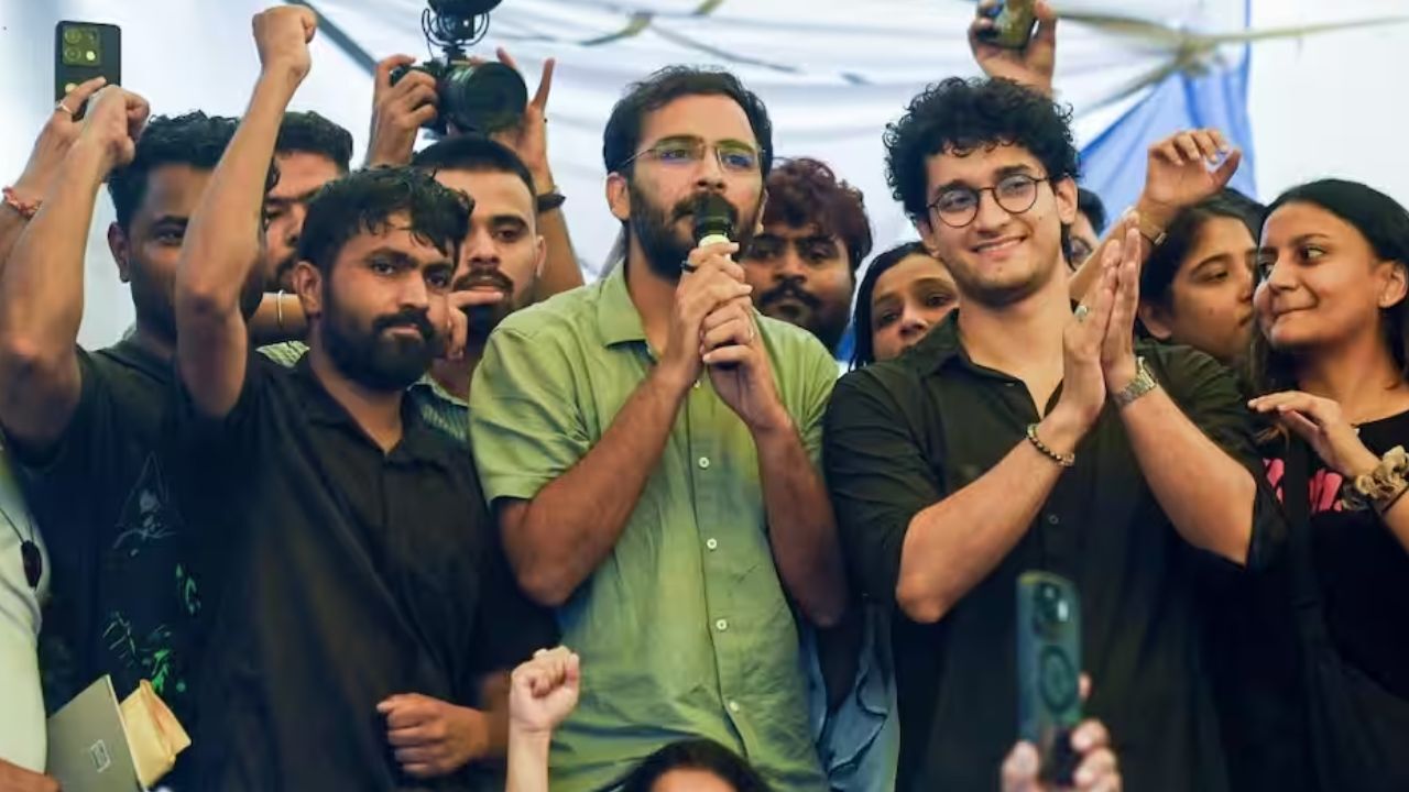 CJP का बड़ा ऐलान, ‘कॉकरोच’ फिर आ रहे दिल्ली; इस बार होगा इंडिया गेट पर प्रदर्शन