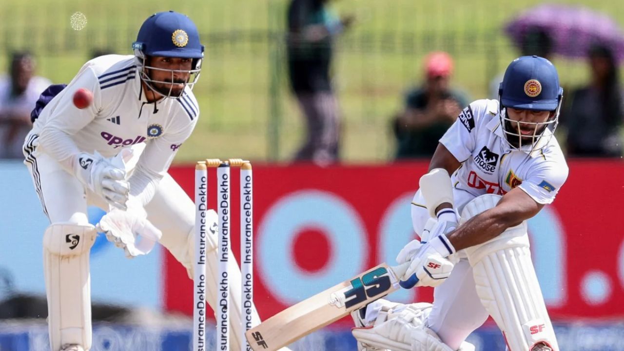 IND vs SL 2nd Test Day 3: भारत के शिकंजे में श्रीलंका, अब तक 8 विकेट गिरे; फॉलोऑन से बचने की जद्दोजहद