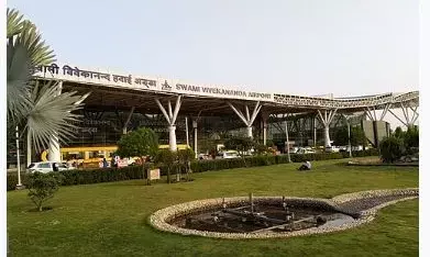 Mana Airport Privatization: माना एयरपोर्ट सहित देश के 11 एयरपोर्ट निजी कंपनियों को सौंपने की तैयारी,PPP मॉडल से दिए जाएंगे 50 साल की लीज पर