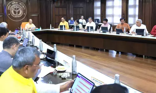 UP Cabinet : योगी कैबिनेट के बड़े फैसले : 60 से अधिक उम्र की महिलाओं को आजीवन फ्री बस यात्रा; एक्सप्रेसवे विस्तार और छात्रवृत्ति पोर्टल को दी मंजूरी