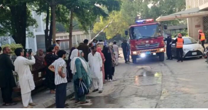PIMS Hospital Fire: अस्पताल के AC में ब्लास्ट, 15 नवजातों की मौत