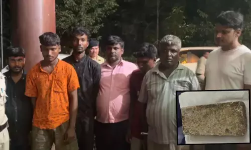 Balrampur : वाड्रफनगर ज्वेलरी चोरी का खुलासा, 14 किलो चांदी बरामद; 7 गिरफ्तार