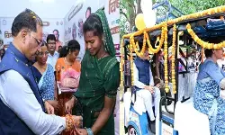 CG News : रक्षाबंधन पर CM विष्णु देव साय को बहनों ने बांधी राखी, महिलाओं को मिले ई-रिक्शा; विकास कार्यों की दी सौगात