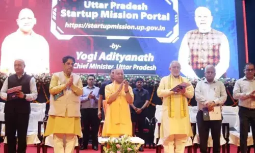 लोकभवन में Startup Policy 2026 का विमोचन और Startup Mission Portal लॉन्च, CM योगी बोले- UP की युवा आबादी चुनौती नहीं, सबसे बड़ी ताकत