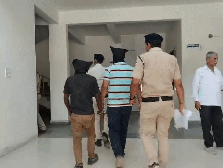 MP Crime : नाबालिग चुराते थे बाइक, बालिग बदमाश 8-10 हजार में खपाते थे, 11 वाहन बरामद