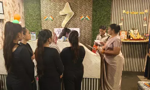 Raipur City News : 30 स्पा सेंटरों पर एक साथ पुलिस की छापेमारी, 100 से ज्यादा अफसर-कर्मचारी जांच में शामिल