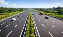 Raipur News: रायपुर में ट्रैफिक जाम से मिलेगी राहत, सरोना–लाभांडी के बीच 14.25 किलोमीटर सर्विस रोड चौड़ीकरण का काम हुआ शुरू