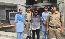 MP Crime : 29 लाख की कोकीन के साथ नाइजीरियन महिला गिरफ्तार, बिजनेस वीजा पर आई थी भारत, ड्रग नेटवर्क की जांच तेज MP Crime : 29 लाख की कोकीन के साथ नाइजीरियन महिला गिरफ्तार, बिजनेस वीजा पर आई थी भारत, ड्रग नेटवर्क की जांच तेज
