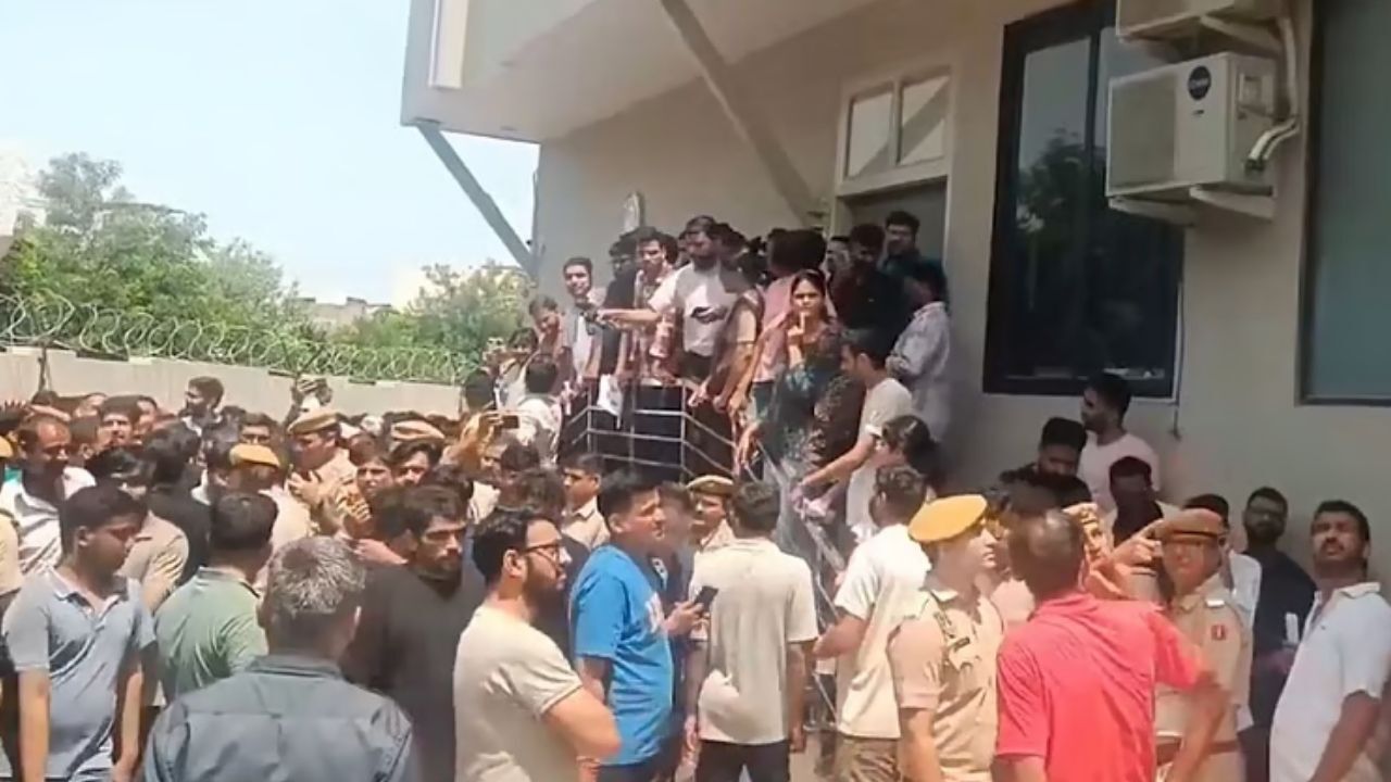 NEET-PG 2026: जयपुर में एग्जाम के दौरान बिजली गुल, 311 अभ्यर्थियों की परीक्षा प्रभावित; 5 सितंबर को होगा Re-Exam
