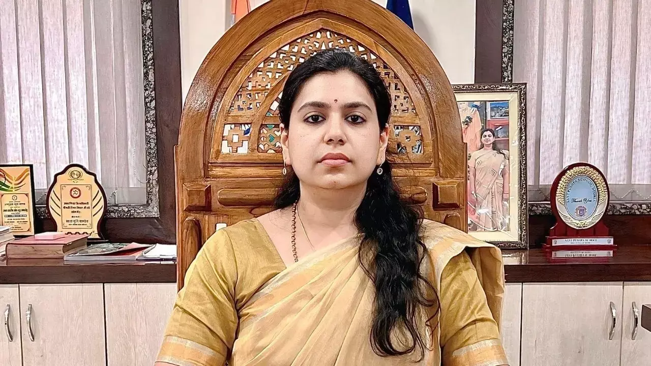 UP की चर्चित IAS दिव्या मित्तल ने दिया इस्तीफा, 13 साल तक दी सेवा; बोलीं- पद छूटा, सपना नहीं