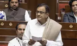 Democracy Index: डेमोक्रेसी इंडेक्स में गिरी भारत की रैंकिंग, भारत 106वें स्थान पर, चिदंबरम बोले- 1975 के बाद सबसे निचला स्कोर