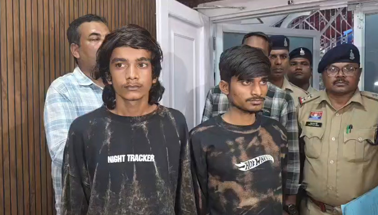 Raipur City Crime : VR एकेडमी में लाखों की चोरी, वारदात के 24 घंटे के भीतर दो आरोपी गिरफ्तार