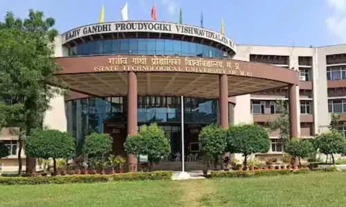 MP में RGPV का बदलेगा नाम, 3 विश्वविद्यालयों में बंटेगा संस्थान; विपक्ष ने सरकार पर साधा निशाना MP में RGPV का बदलेगा नाम, 3 विश्वविद्यालयों में बंटेगा संस्थान; विपक्ष ने सरकार पर साधा निशाना