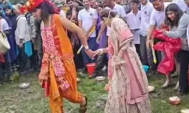 Krishna Janmashtami: यहां खेली जाती है मक्खन की होली, पहाड़ों पर आती हैं परियां! जानिए जानिए अनूठी लोक परंपराओं की कहानी