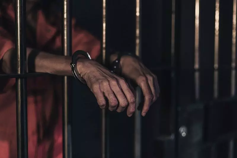 37833-crime-in-india-featured-image CG Crime : तीन थप्पड़ों का बदला लेने पहुंचा नाबालिग, रेलवे सुपरवाइजर की हथौड़े से हत्या, आरोपी हिरासत में