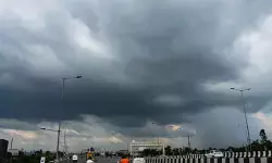 CG Weather : छत्तीसगढ़ में बारिश के बीच बदला मौसम का मिजाज, रायपुर का तापमान एक दिन में 6 डिग्री चढ़ा