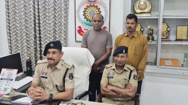 CG Crime : सरकारी नौकरी का झांसा देकर 25 लाख की ठगी, CRPF जवान समेत 2 गिरफ्तार