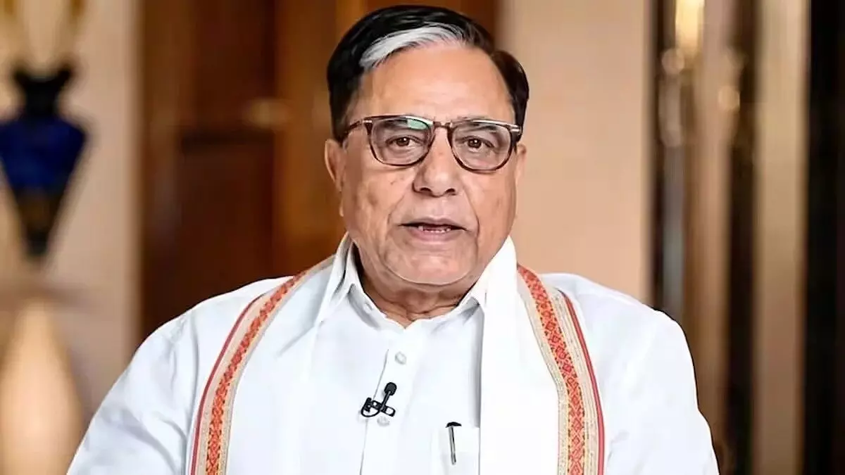 37993-lic सुभाष चंद्रा पर CBI का बड़ा एक्शन, नेटवर्थ बढ़ाकर लोन लेने का आरोप