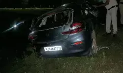 Raipur Accident : तेज रफ्तार कार डिवाइडर से टकराई, युवती की मौत, तीन घायल
