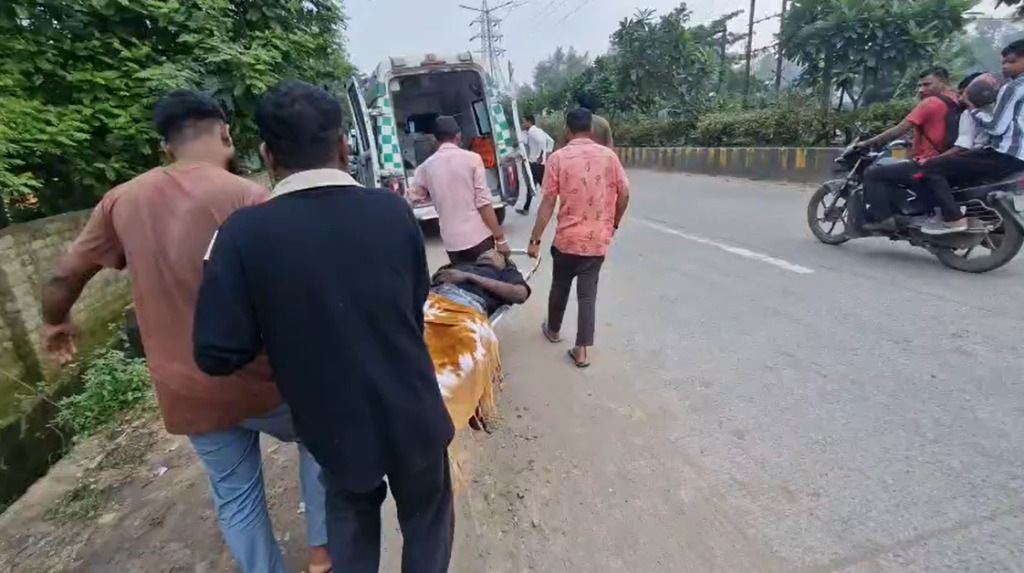 CG News : रेलवे ट्रैक पर बैठना पड़ा भारी, ट्रेन की चपेट में आने से युवक के दोनों पैर कटे