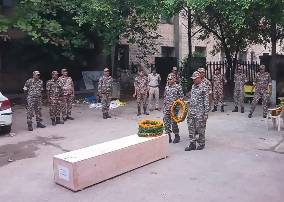 CG News : CRPF कैंप से लापता आरक्षक का पेड़ पर मिला शव, 15 साल से भरनी में थे तैनात