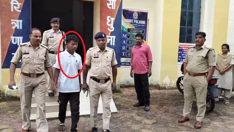 CG Cime : एकतरफा प्यार में युवती की मां पर टंगिया से हमला कर उतारा मौत के घाट, आरोपी झारखंड से गिरफ्तार
