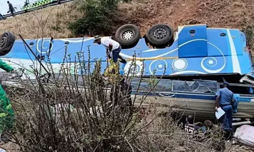 Cape Verde Bus Accident : फोगो द्वीप पर खाई में गिरी यात्री बस, 25 लोगों की मौत; कई घायल