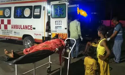 Baghpat Accident : ईस्टर्न पेरिफेरल एक्सप्रेसवे हादसे में मृतकों की संख्या 13 पहुंची, श्रद्धालुओं से भरी पिकअप को कैंटर ने मारी थी टक्कर