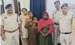 Bilaspur News: ट्रेनों में चोरी करने वाली 2 महिला चोर गिरफ्तार, GRP ने गांव में घेराबंदी कर पकड़ा, लाखों के सोने के जेवर बरामद