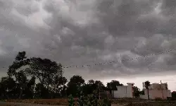 CG Weather : छत्तीसगढ़ में थमी बारिश, उमस से बढ़ी बेचैनी, बुधवार से फिर बदलेगा मौसम का मिजाज