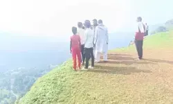 रील का जुनून बना जानलेवा, पातालकोट में बाइक समेत खाई में गिरा युवक, मौत