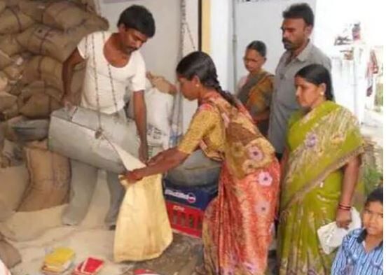 CG Ration Card News: अब बार-बार राशन दुकान जाने की जरूरत नहीं, एक साथ मिलेगा 2 महीने का चावल, नोट कर लें तारीख
