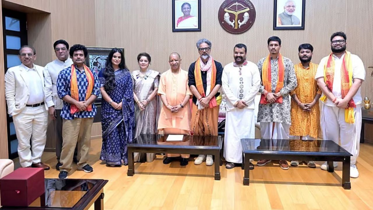 Hanuman Ansh Team Meets CM Yogi: बॉक्स ऑफिस पर धमाल के बाद सीएम योगी से मिली ‘हनुमान अंश’ की टीम, जानें किन मुद्दों पर हुई चर्चा