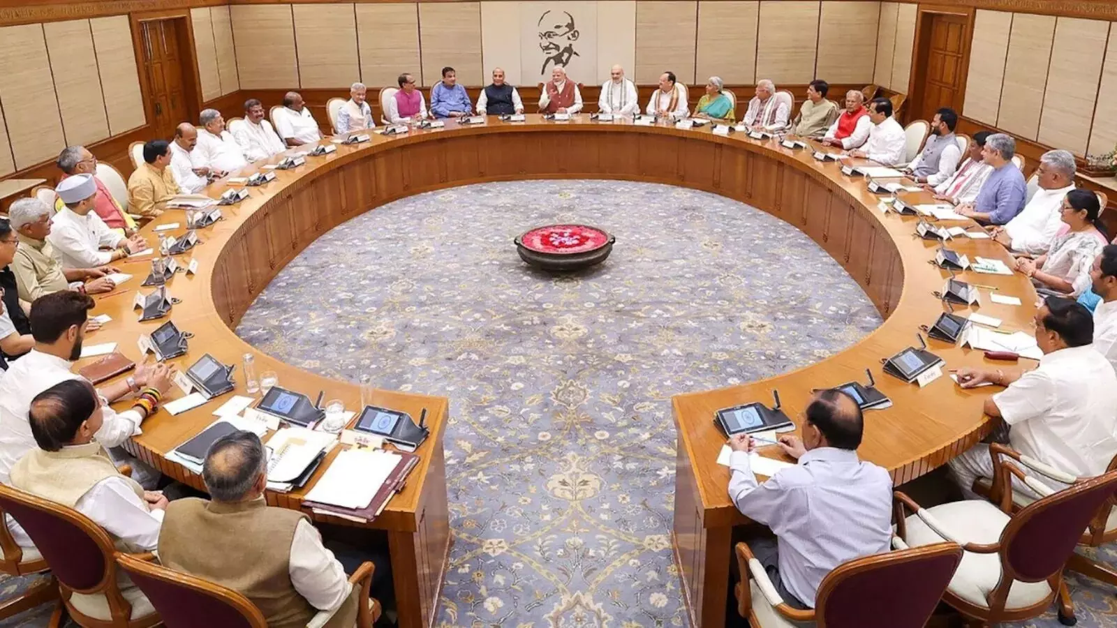 38406-modi Modi Cabinet railway decision: मोदी कैबिनेट की बैठक में कटनी-पेंड्रा रोड चौथी और बिलासपुर-पेंड्रा रोड तीसरी रेल लाइन को मंजूरी, 10,783 करोड़ की परियोजनाओं से बदलेगा रेल नेटवर्क