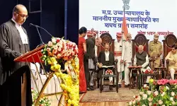 न्यायमूर्ति कोगजे बने MP हाईकोर्ट के नए चीफ जस्टिस, राज्यपाल मंगुभाई पटेल ने दिलाई शपथ; CM मोहन यादव समेत कई गणमान्य रहे मौजूद