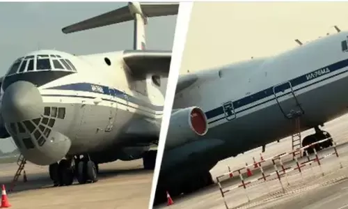 BRICS Summit से पहले Noida Airport पर पहली बार उतरे 3 रूसी सैन्य विमान, जानें क्या है Putin का प्लान BRICS Summit से पहले Noida Airport पर पहली बार उतरे 3 रूसी सैन्य विमान, जानें क्या है Putin का प्लान