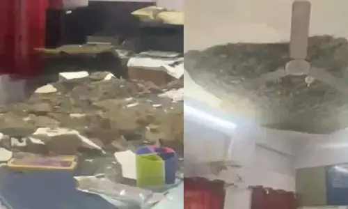 CG News : अचानक भरभराकर गिरी छत, तहसीलदार की कुर्सी और टेबल क्षतिग्रस्त