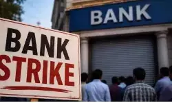 Bank Strike Today: देशभर में आज बैंकों की हड़ताल, 5-डे वर्किंग की मांग पर अड़े बैंककर्मी, 3 दिन बंद रहेंगी शाखाएं
